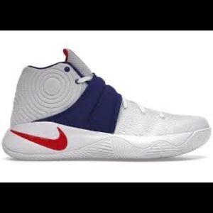 NIKE KYRIE 2 USA